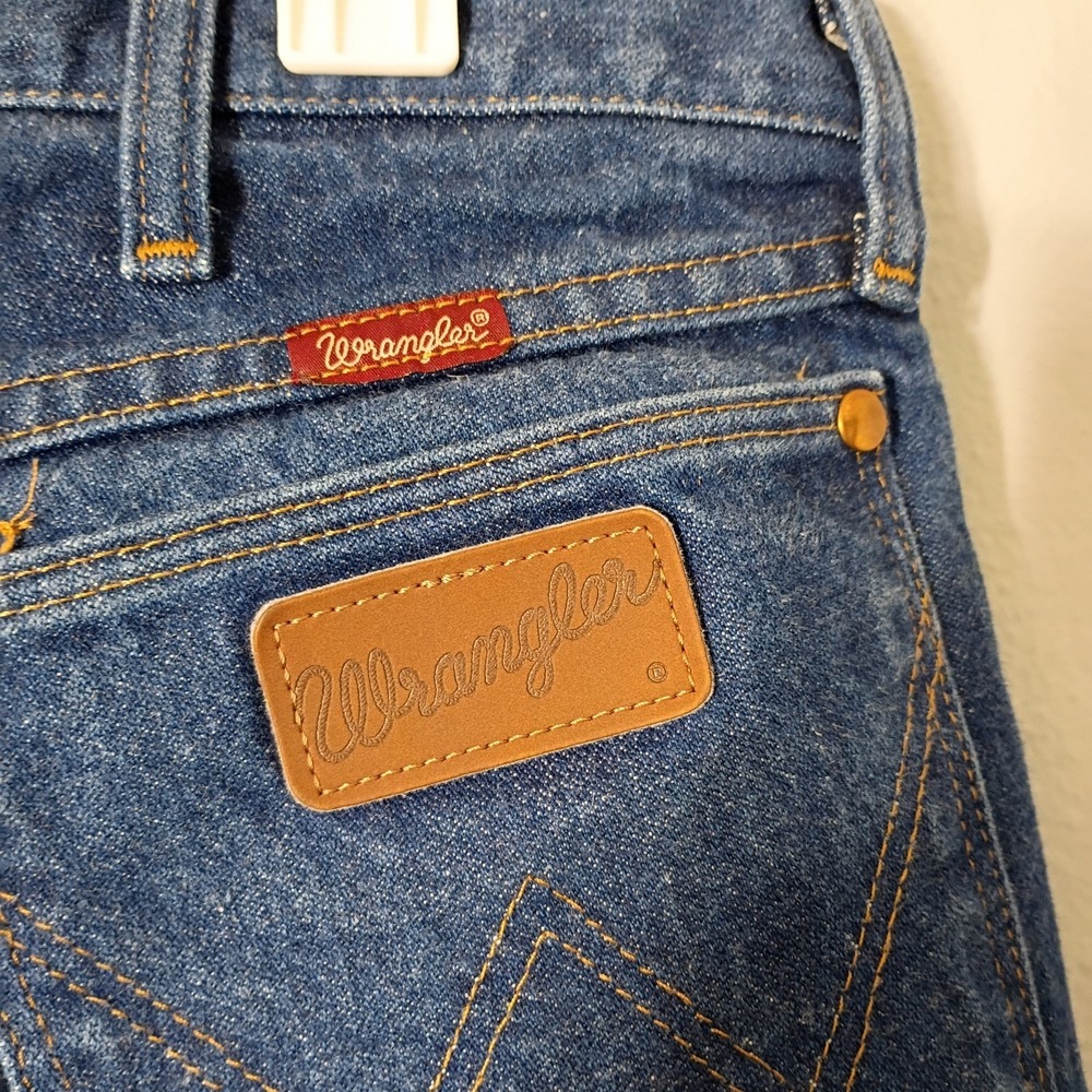 EXCELLENT Wrangler 36x32 (Actual 35x30 1/2) Cowboy Cut Relaxed Fit Jeans 31MWZDN - Picture 9 of 9
